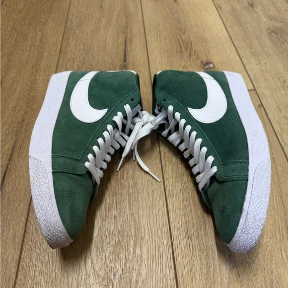 Nike Zoom Blazer SB Mid Fir Green High-Top Sneakers Men’s Size 8 EUC